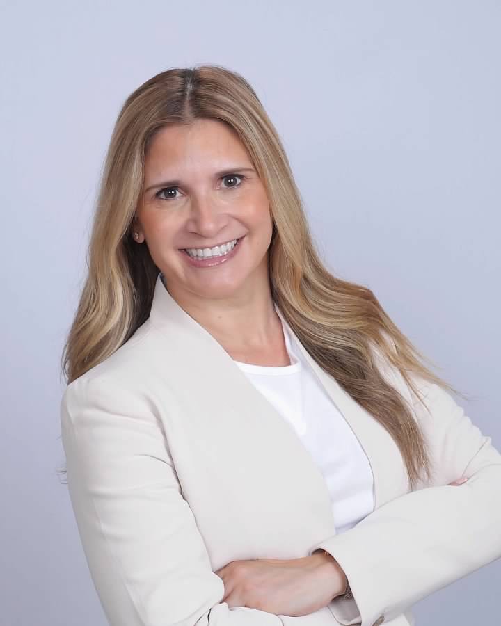 Headshot of Jennifer Silva