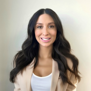 Headshot of Juliana Spagnuolo